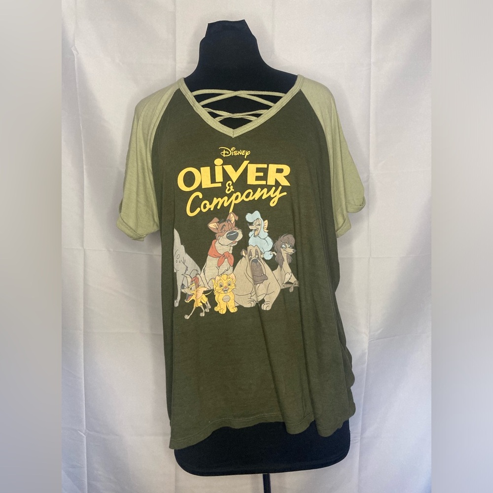 TORRID Disney Plus Size 1X Oliver And Company Strappy Neck Tee